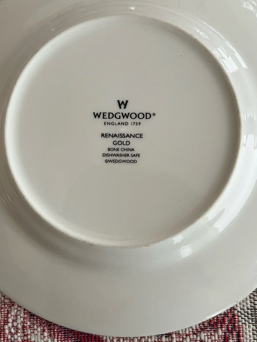 Wedgwood England Renaissance Set of 3 saucers with Gold Rim Neoclassical NWOT